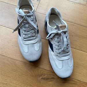 NWT Vince Women's Oasis Runner Sneakers in Milk and Navy